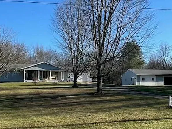 2555 Star School Rd, Hastings, MI 49058