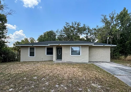 636 Rainbow Blvd Photo 1