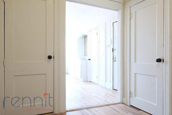 Rented by Rennit Inc. | media 35