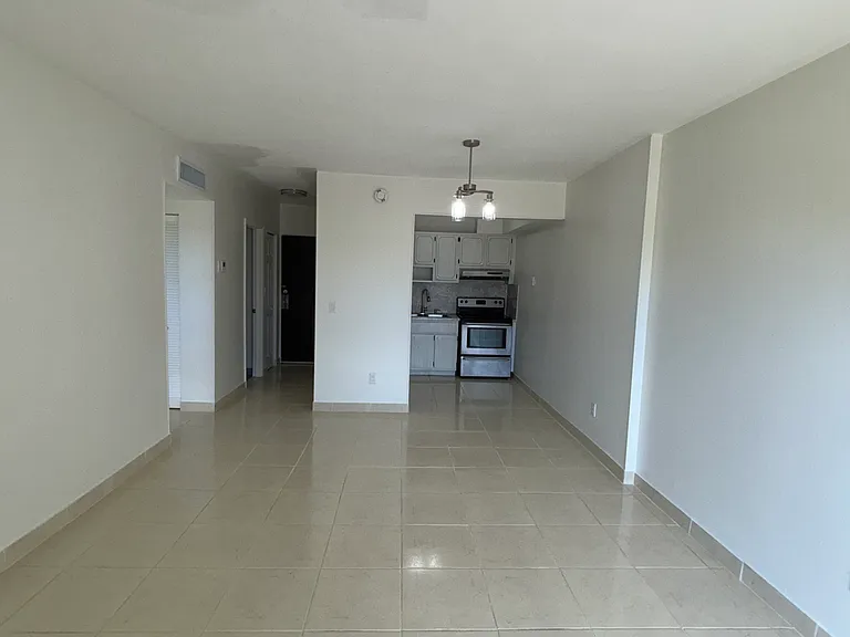 3640 NW 9th St #311 — Photo 3
