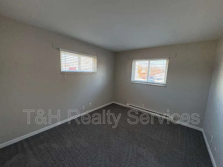 1142 Evans Ave #3 — Photo 13