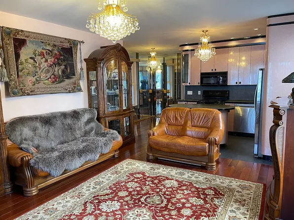 2796 Brighton 8 St, Brooklyn, NY 11235
