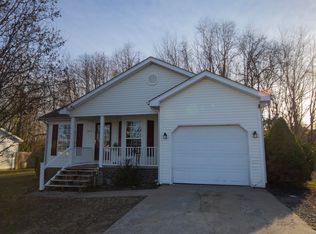 210 Sunrise Dr, Kevil, KY 42053