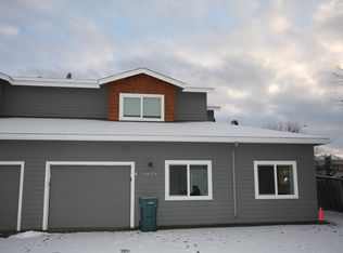 3936 Lakehurst Cir #B, Anchorage, AK 99502