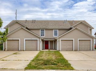 851 E 167th Ct, Gardner, KS 66030