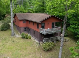 200 Picklesimer Rd, Highlands, NC 28741