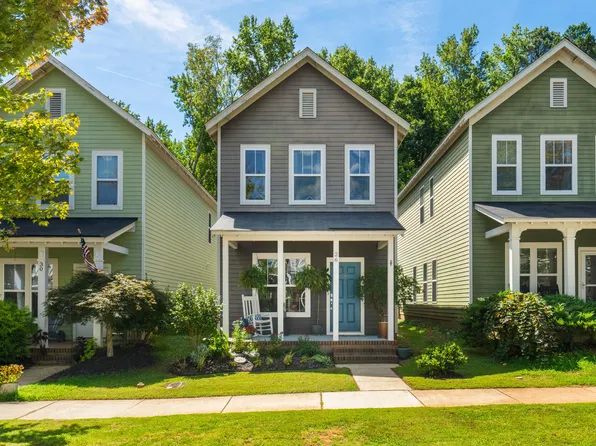 26 Danbury Ct, Pittsboro, NC 27312