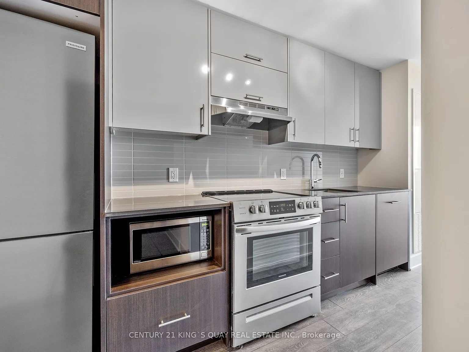 2 bed, $2,300 — Photo 4