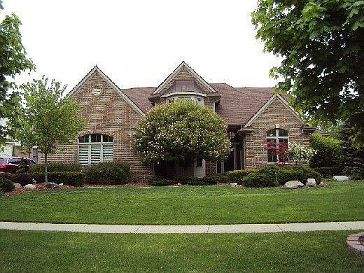 1st image of 16677 Brooklane Blvd