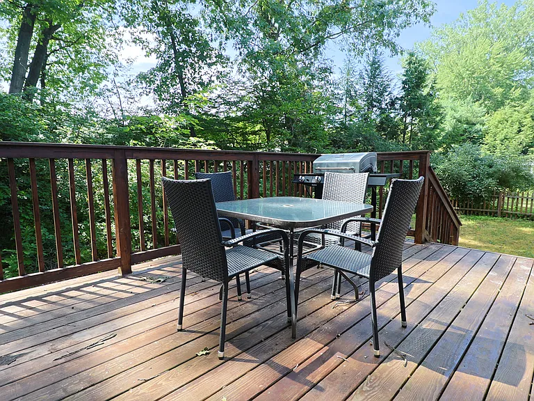 33 Concord Dr — Photo 17