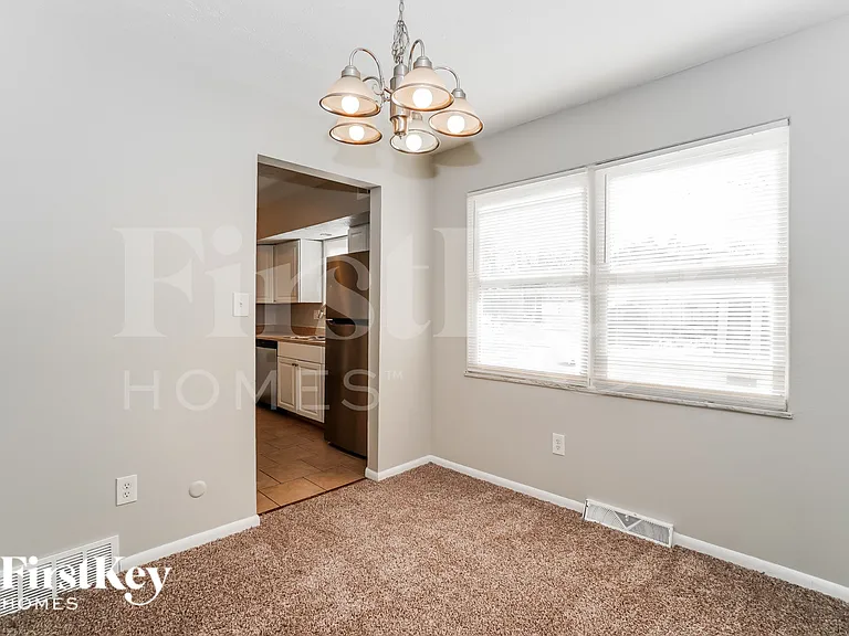1369 Greenock Rd — Photo 7
