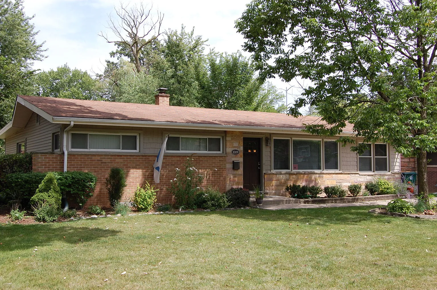 1009 Dell Rd photo 1