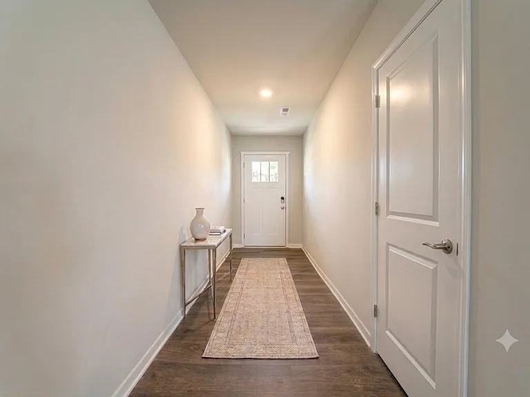 303 Ember Dr — Photo 5