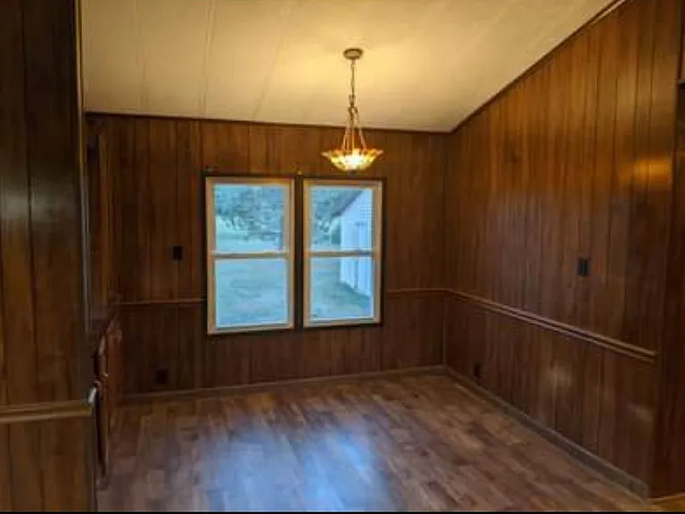 21655 Meceola Rd — Photo 4