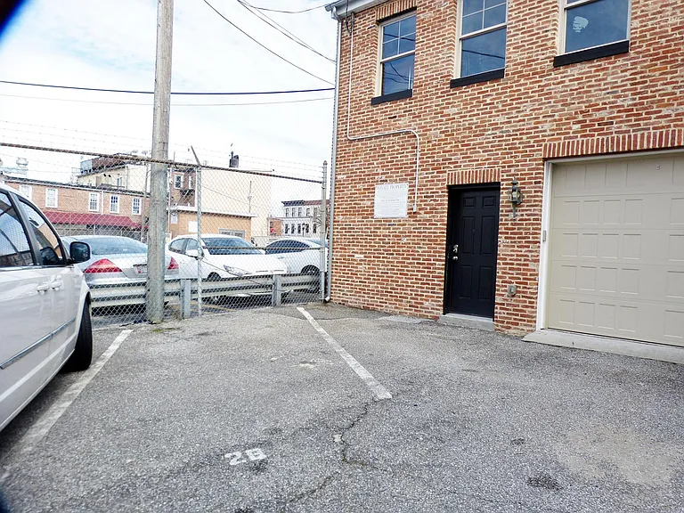 1516 Lancaster St #3C — Photo 14