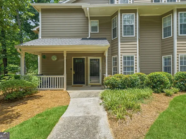 2166 N Forest Trl, Dunwoody, GA 30338