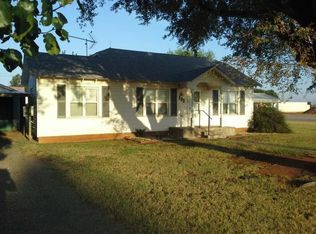 103 S 6th St, Canute, OK 73626