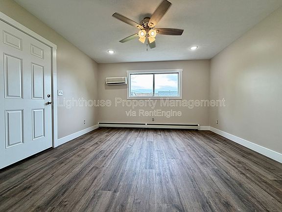 2nd image of 3253 Charlesgate Ave SW #C