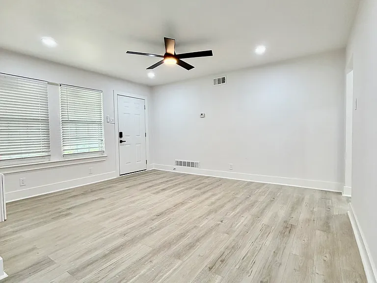 1814 Martin Luther Dr #A — Photo 12