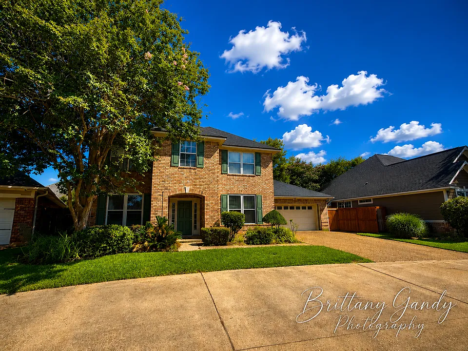 139 Hallette Dr