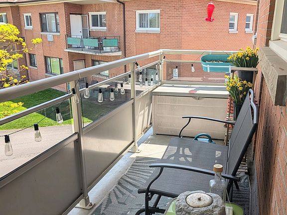 5th image of 1 SW Sunnylea Cres #5
