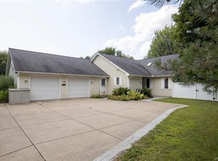 6900 Webster Rd, Orchard Park, NY 14127