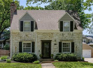 6828 Cherry St, Kansas City, MO 64131