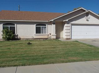 902 S Wanda Dr, Gilbert, AZ 85296