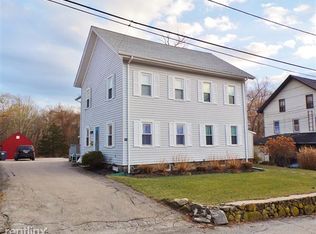 28 Amos St, Wakefield, RI 02879
