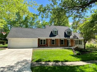 1555 Rosewood Dr, Wooster, OH 44691