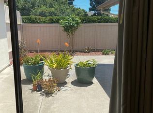 9842 Verde Mar Dr, Huntington Beach, CA 92646