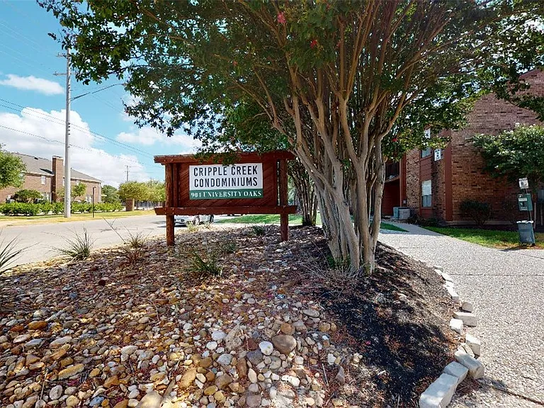 904 University Oaks Blvd #1 — Photo 15
