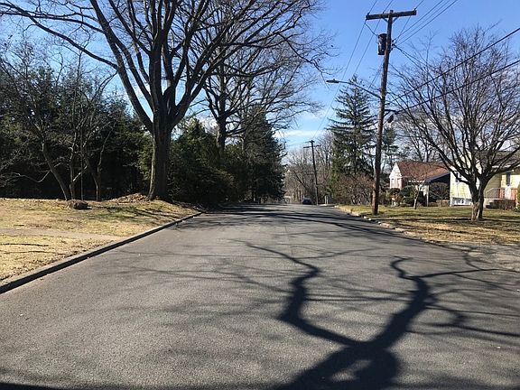 4th image of 67 Bacon Pl
