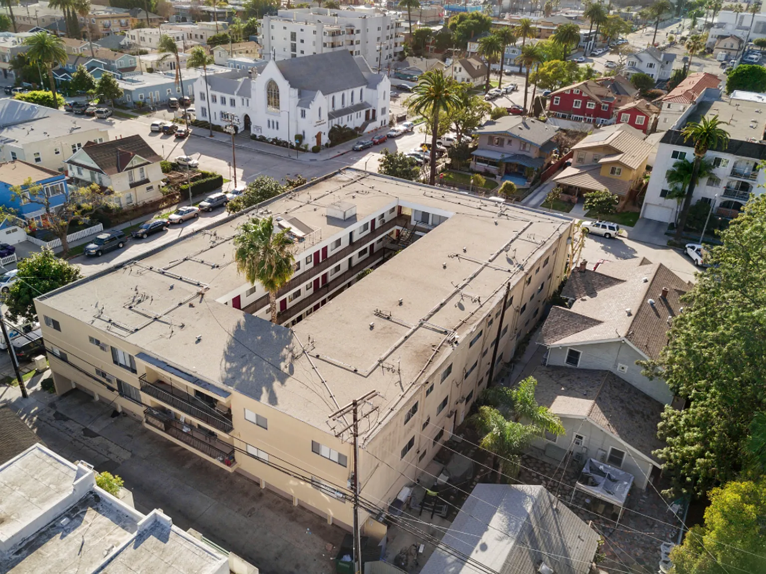 800 Linden Ave in Long Beach — Photo 2
