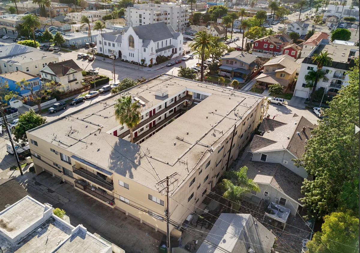 Building Photo - 800 Linden Ave in Long Beach