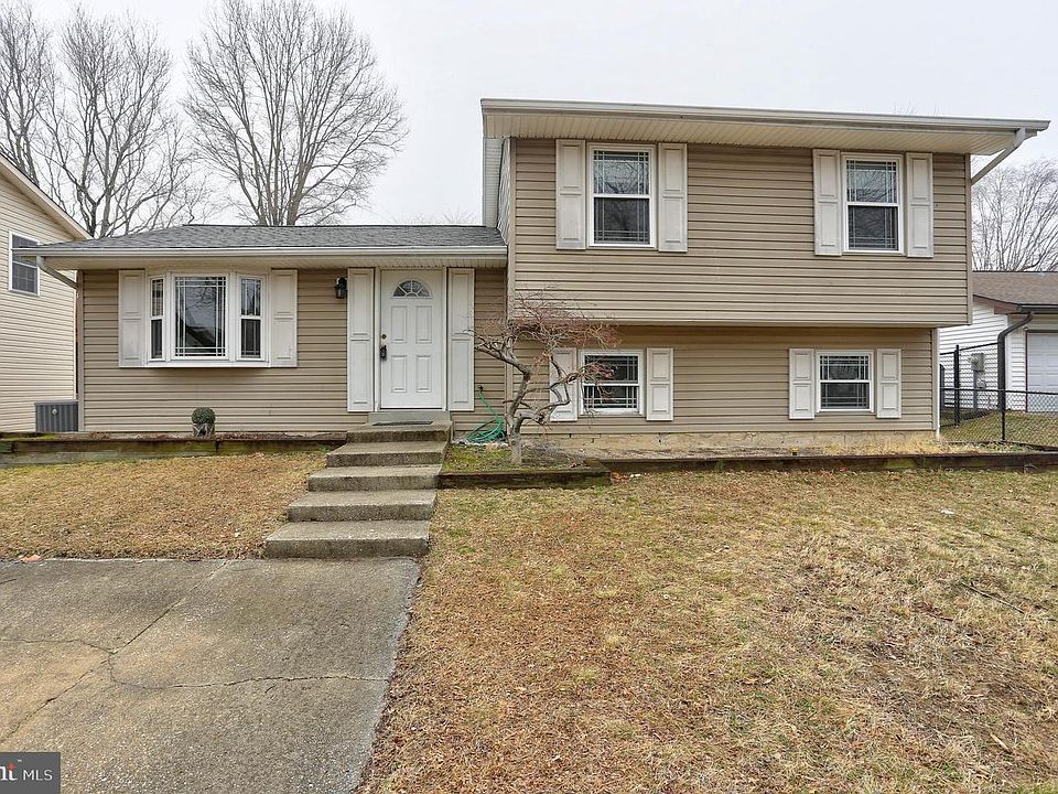 1st image of 1816 Lasalle Pl
