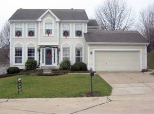 2711 Barrett Meadows Ct, Ballwin, MO 63021