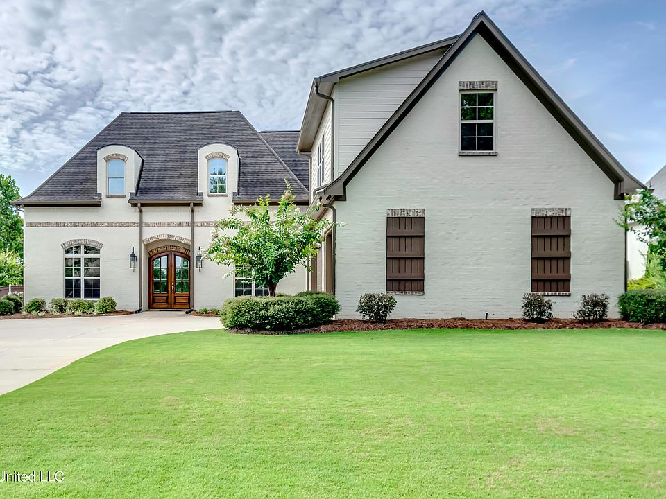 1st image of 359 Caroline Blvd