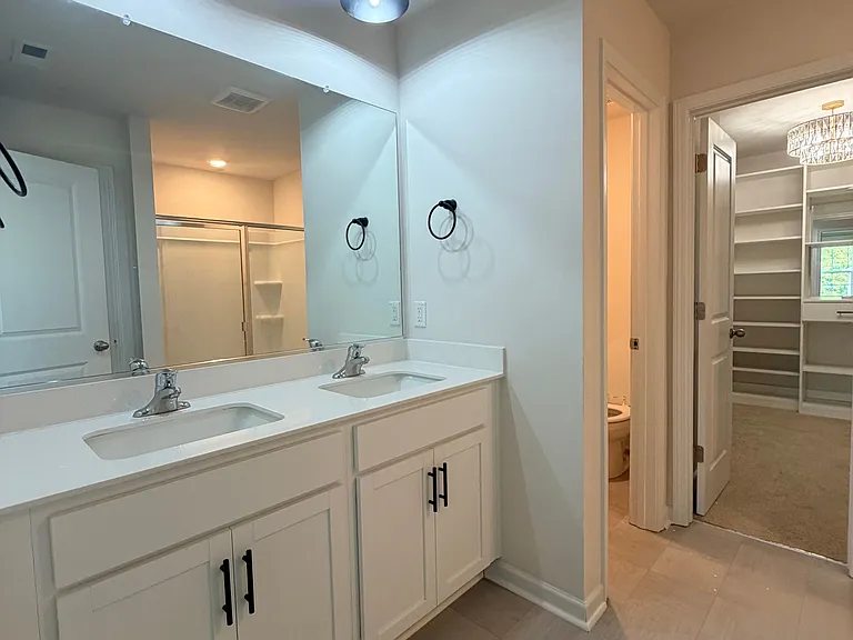 1121 Tilburn Ter — Photo 31