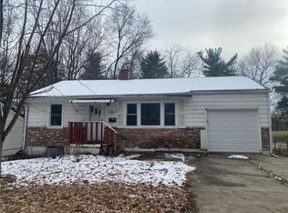 9001 E 75th St, Raytown, MO 64138