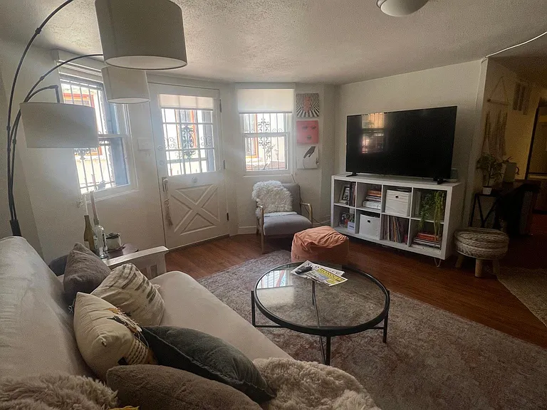 613 Pine St #1 — Photo 11