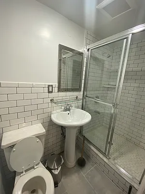 Rented by Corcoran | media 17