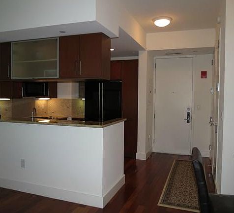 3rd image of 175 Huguenot St Unit 3005