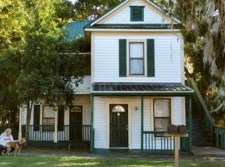 230 E Howry Ave #A, Deland, FL 32724