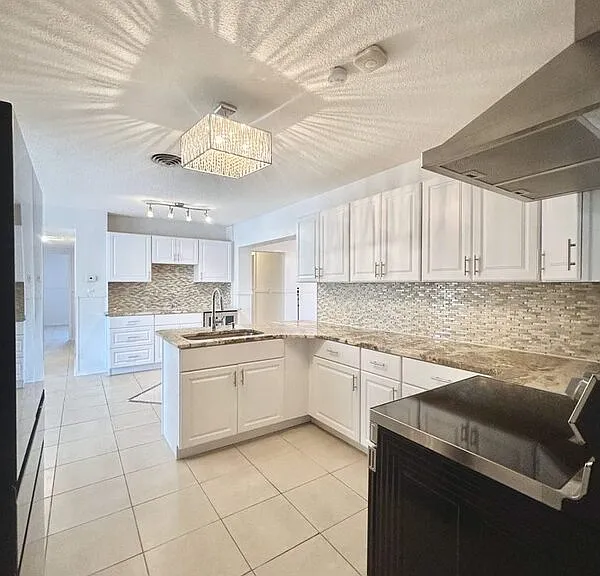 10108 Paradise Blvd — Photo 9