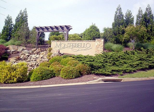 1st image of 128 Gascony Dr