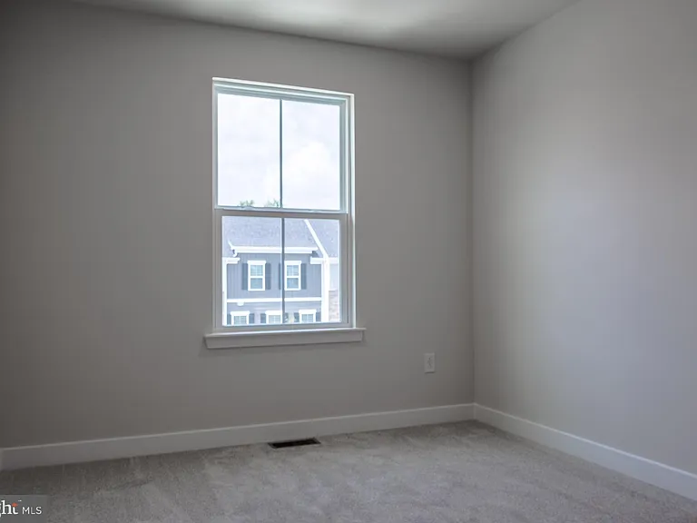6 Foxwood Dr — Photo 18