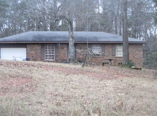 210 Donaldson Rd, Columbiana, AL 35051