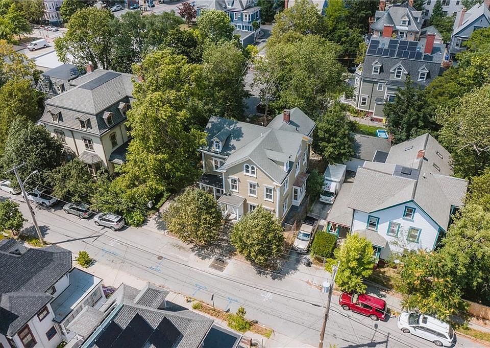 121 Moore St, Providence, RI 02907 | Zillow