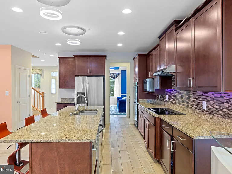 1116 Autumn Brook Ave — Photo 18